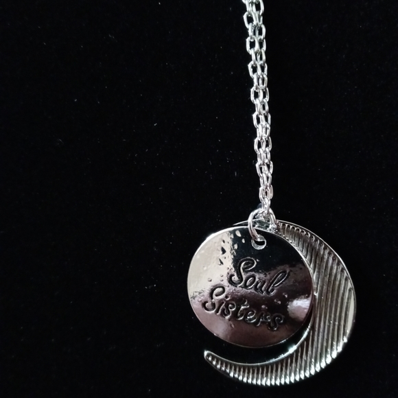 Jewelry - Picture 5 of 11